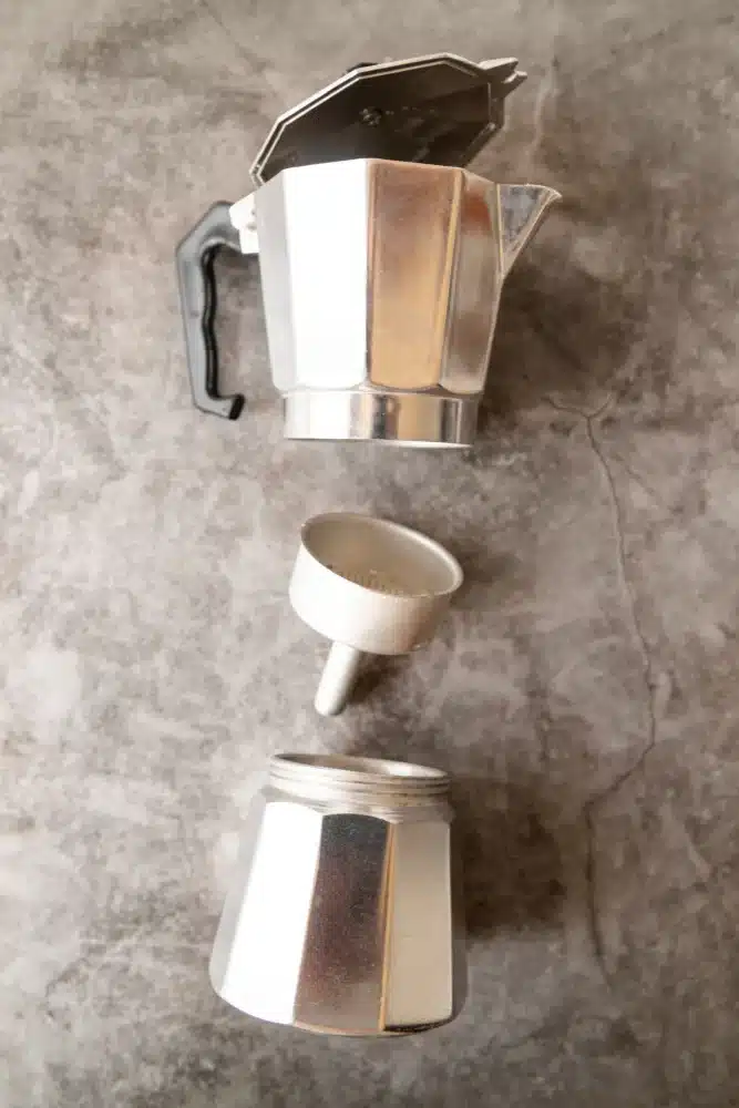 recykling metali w Londynie, lokalny recykling metali, ekologiczne usuwanie metali, odbiór złomu w Londynie, recykling metali, Metal Scrap Ltd Londyn, recyklingu metali w Londynie