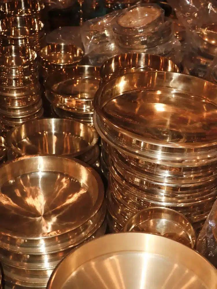 kradzież metali w Londynie, nielegalny handel złomem, kradzież metali, handel złomem, nielegalny handel, skup złomu, licencjonowany skup, punkt skupu,